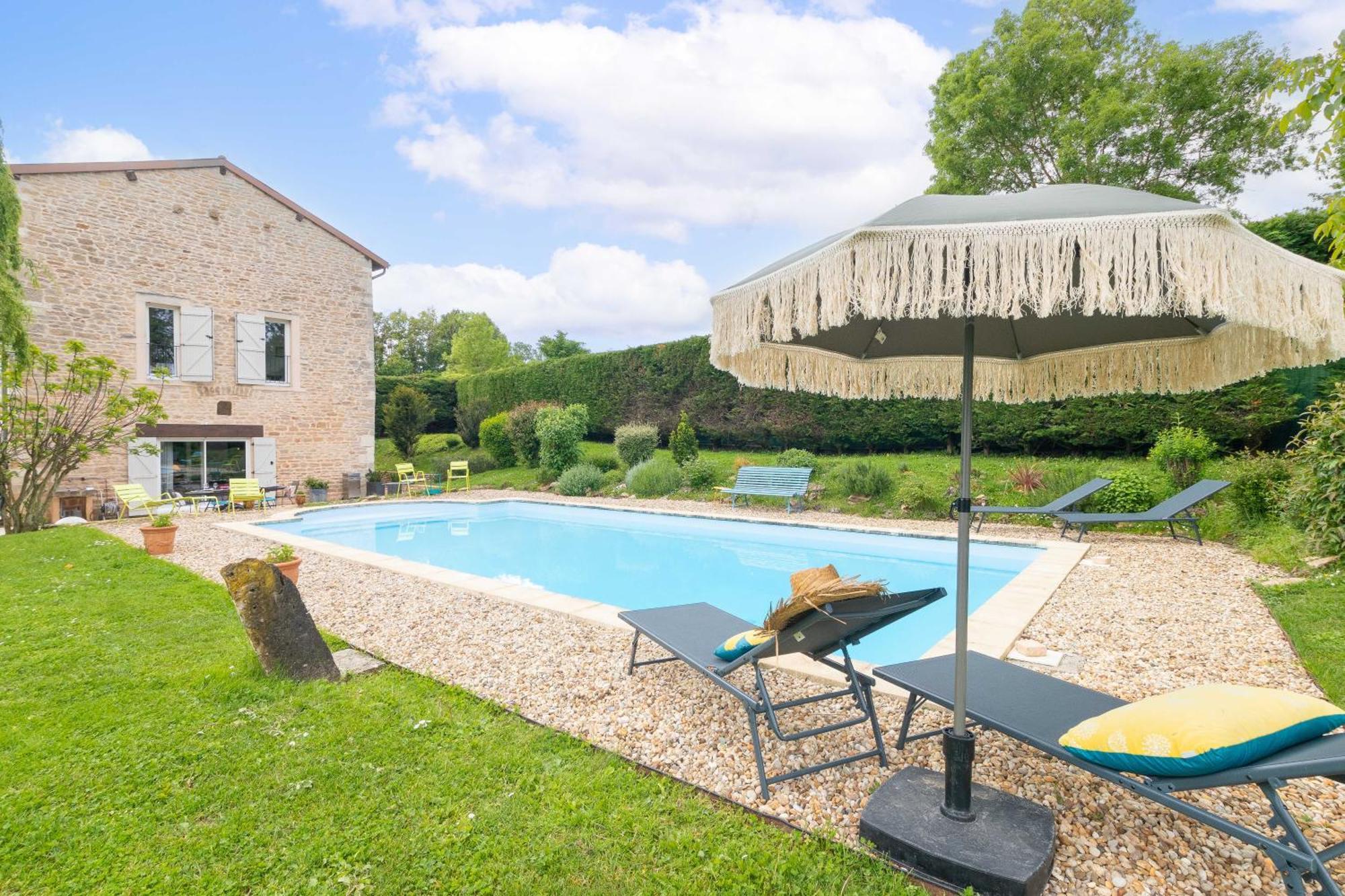 Studio Clos Des Renauds Charbonnieres  Exterior photo